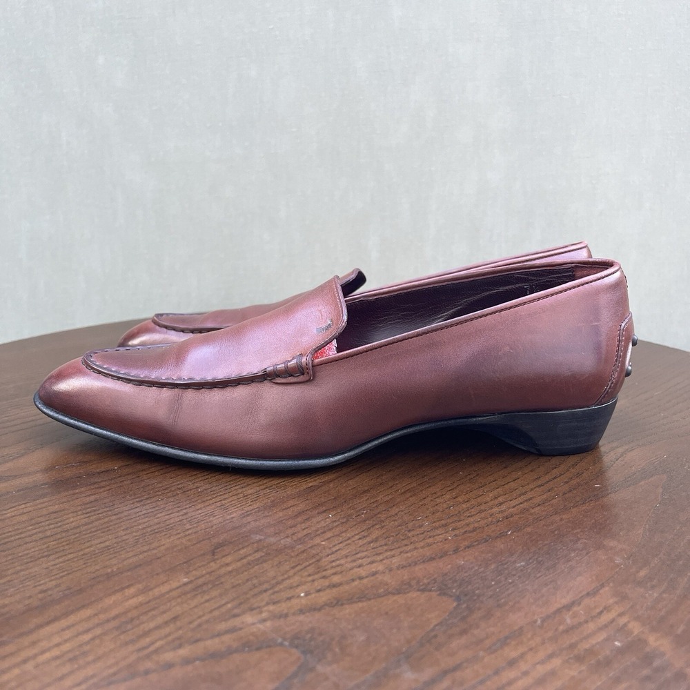 Tod's Loafer Shoes Women's 7.5 Reddish Brown Leather Pointed Toe Low Heels Italy